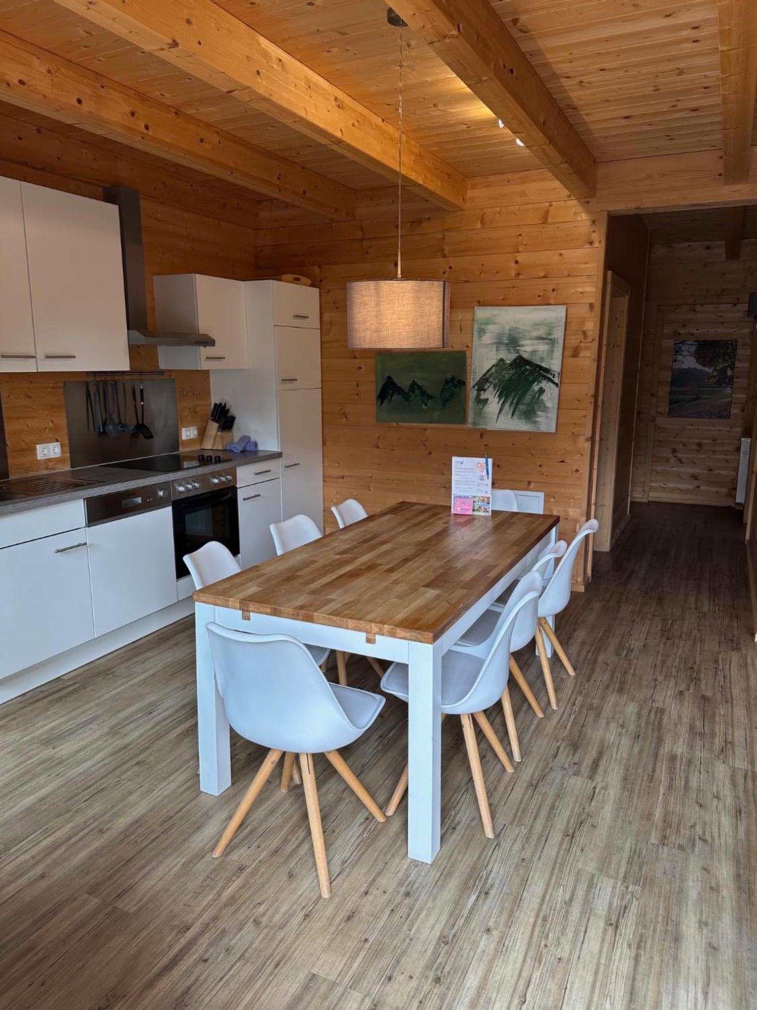 Mountain Inn Chalets & Apartments วัลช์ซี ภายนอก รูปภาพ